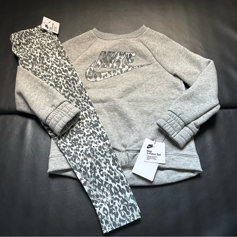 NWT Nike leopard print leggings & sweater girls size 6